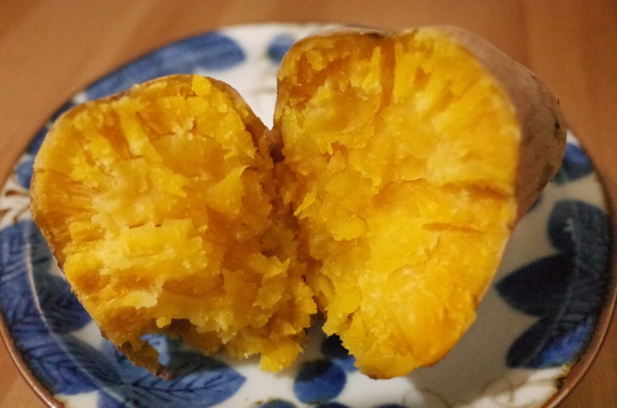 焼き芋を電子レンジとラップで やり方とおすすめグッズをご紹介 心とカラダに優しい役立つ情報サイト